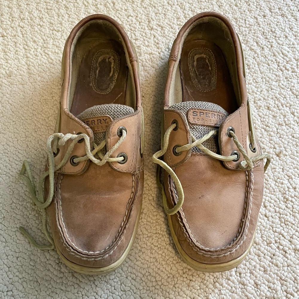 Sperry Top Sider women’s classic Bluefish 2-Eye Boat Shoe